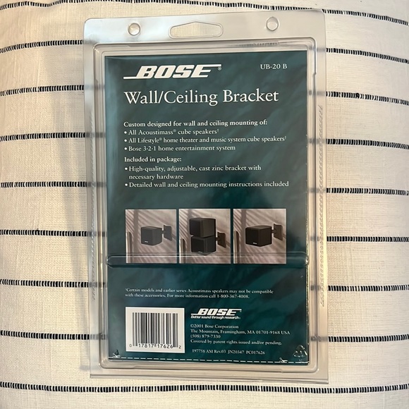 Bose Wall/Ceiling Bracket, compatible with Bose satellite speakers, Item UB-20B - Picture 2 of 6